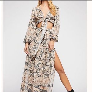 NWT Spell & The Gypsy Top